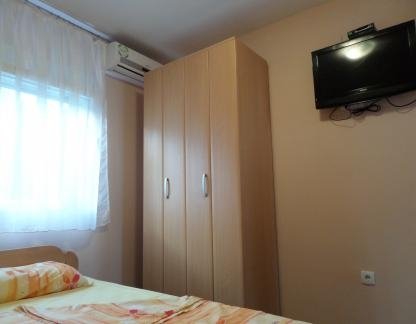 Milosavljevic Apartments, , private accommodation in city Dobre Vode, Montenegro