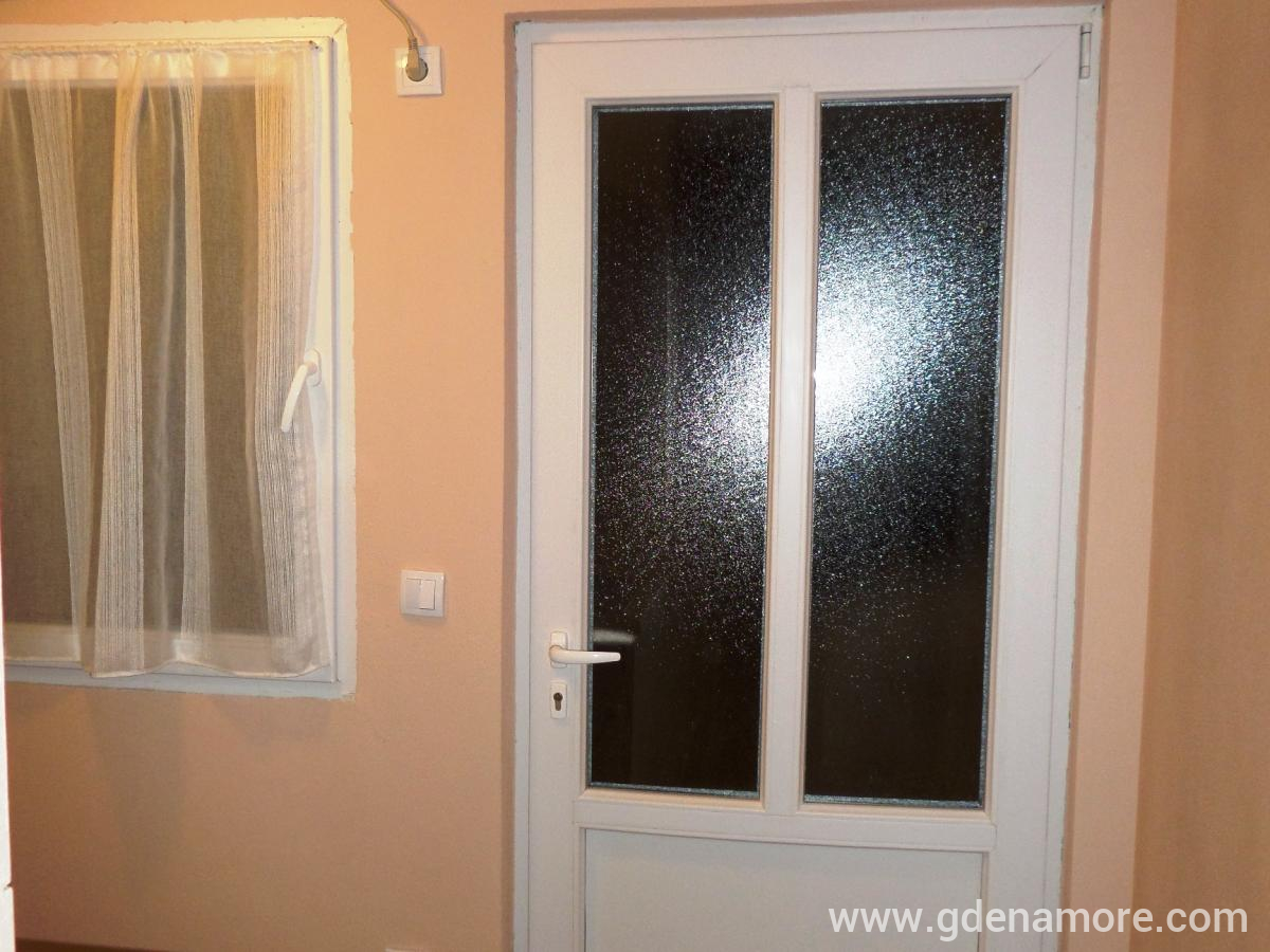 Milosavljevic Apartments, Apartment 4, private accommodation in city Dobre Vode, Montenegro