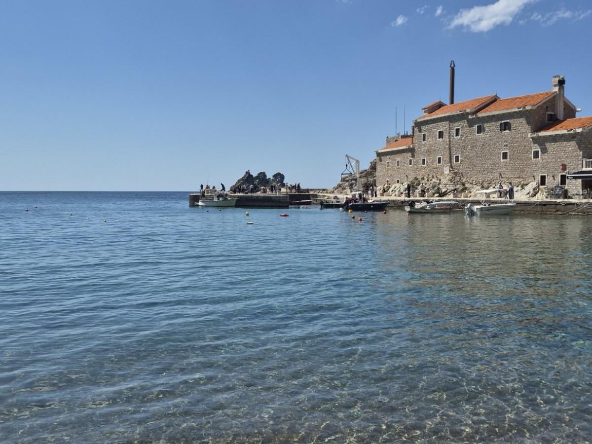 Petrovac Beach — 8