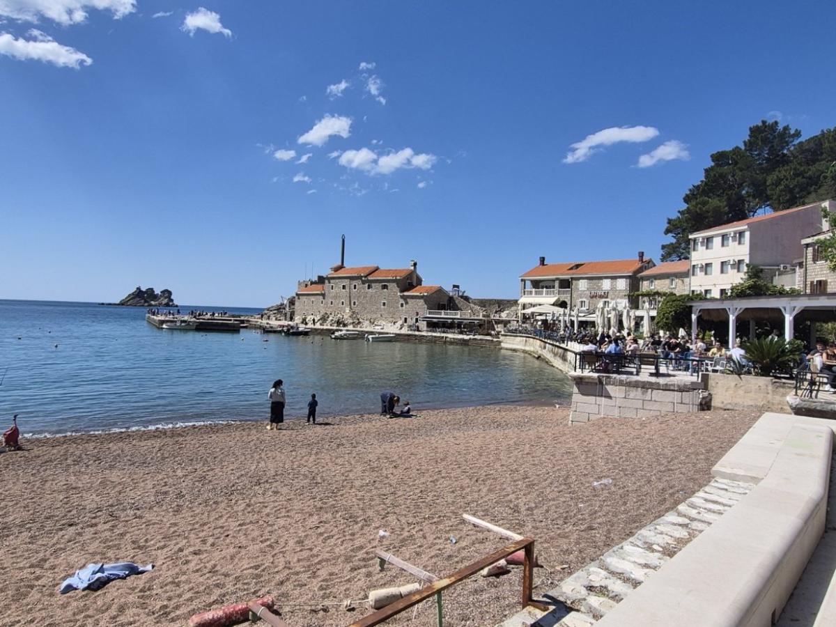 Petrovac Beach — 7