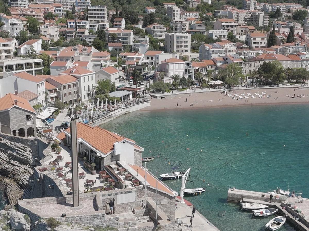 Petrovac Beach — 6